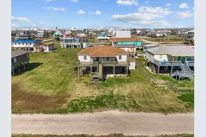 1206 Middle Drive W, Freeport, TX 77541 - Photo 6