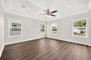 422 4th St, Beasley, TX 77417 - Photo 10