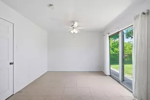 4018 Darlinghurst Dr, Houston, TX 77045 - Photo 12