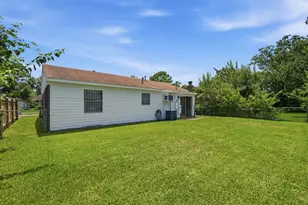4018 Darlinghurst Dr, Houston, TX 77045 - Photo 28