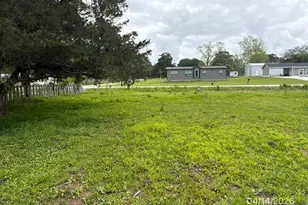 1301 Minglewood Rd, Liberty, TX 77575 - Photo 6