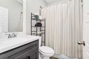 7707 Nasser Ln, Houston, TX 77055 - Photo 32