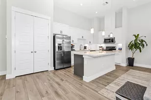 7707 Nasser Ln, Houston, TX 77055 - Photo 12