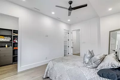 1406 Fairview Avenue, Houston, TX 77006 - Photo 18