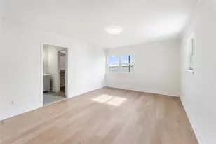 5 Tiki Cir, Tiki Island, TX 77554 - Photo 10