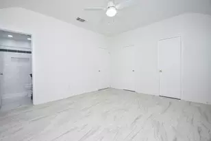 6306 Spruce Manor Ln, Houston, TX 77085 - Photo 16