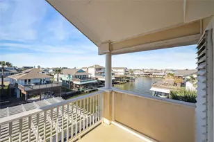 1330 Coral Way, Tiki Island, TX 77554 - Photo 32