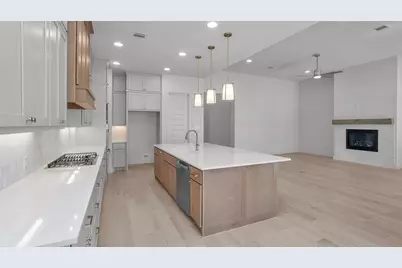 9046 Babbling Brook Drive, Montgomery, TX 77316 - Photo 6