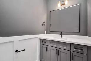 2335 Eagle St, Houston, TX 77004 - Photo 8