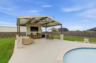 11310 Aaron Way, Needville, TX 77461 - Photo 4