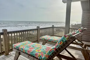 980 Bay St, Gilchrist, TX 77617 - Photo 4