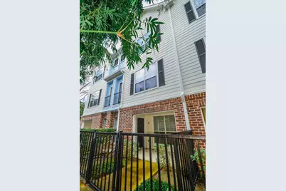 9200 Westheimer Road #802, Houston, TX 77063 - Photo 2