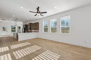 12802 Meadow Wind Wy, Conroe, TX 77302 - Photo 10