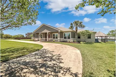 226 Quail Ridge Lane, Dickinson, TX 77539 - Photo 6