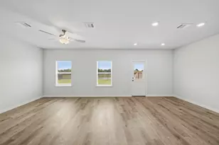 17314 White Peace Dr, Waller, TX 77484 - Photo 18