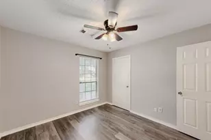 3074 County Rd 855B, Alvin, TX 77511 - Photo 22