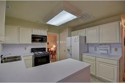 191 Dreamweaver, The Woodlands, TX 77380 - Photo 10