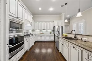 713 Victory Terrace Ln, Friendswood, TX 77546 - Photo 8