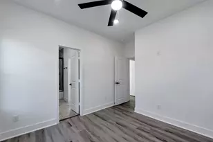 8328 Corinth St, Houston, TX 77051 - Photo 12
