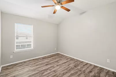 4502 Marquis Avenue, Baytown, TX 77521 - Photo 20