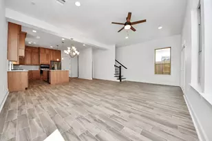 8304 S Breeze Dr, Houston, TX 77071 - Photo 10