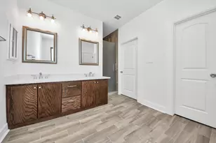 8304 S Breeze Dr, Houston, TX 77071 - Photo 18