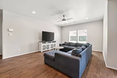 21500 Rustic Elm Drive, New Caney, TX 77357 - Photo 10