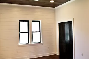 678 Colorado St, Glidden, TX 78943 - Photo 18