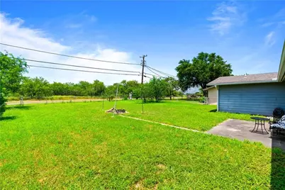 1614 Santa Fe Drive, Kingsville, TX 78363 - Photo 10