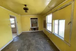 1017 W Buchanan St, Harlingen, TX 78550 - Photo 4