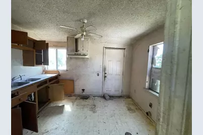 1017 W Buchanan Street, Harlingen, TX 78550 - Photo 6