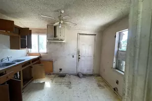 1017 W Buchanan St, Harlingen, TX 78550 - Photo 6