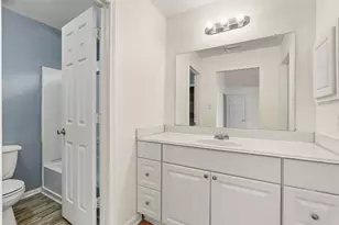 9322 Eaglewood Glen Tr, Houston, TX 77083 - Photo 26