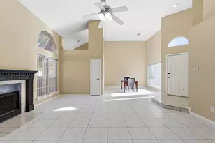 9306 Corner Oaks Ln, Houston, TX 77036 - Photo 8