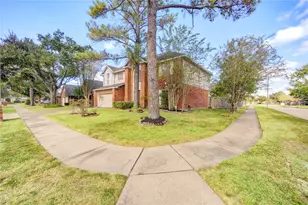 13702 Dempley Dr, Houston, TX 77041 - Photo 2