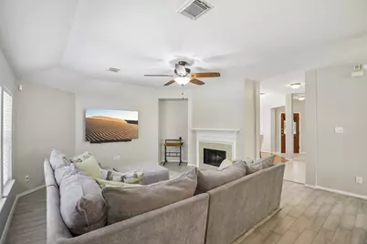 2910 Laguna Shores Lane, League City, TX 77573 - Photo 8