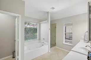 2910 Laguna Shores Ln, League City, TX 77573 - Photo 12