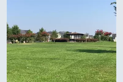 11917 Longwood Garden Way, Houston, TX 77047 - Photo 22