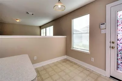 11917 Longwood Garden Way, Houston, TX 77047 - Photo 14