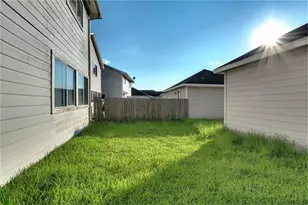 11917 Longwood Garden Way, Houston, TX 77047 - Photo 20