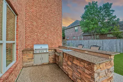 5902 Royal Hill Court, Kingwood, TX 77345 - Photo 6