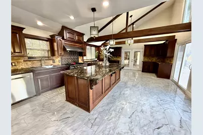 2502 Lake Gardens Court, Kingwood, TX 77339 - Photo 8