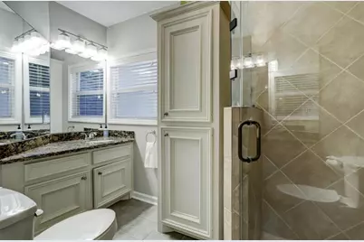 2502 Lake Gardens Court, Kingwood, TX 77339 - Photo 36