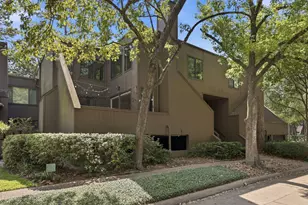 119 Litchfield Ln, Houston, TX 77024 - Photo 2