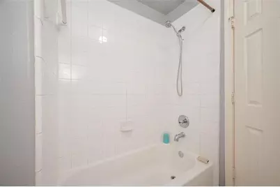 6302 Wellness Landing Ln, Houston, TX 77072 - Photo 30