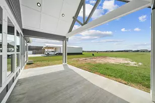850 Longhorn Trail, Angleton, TX 77515 - Photo 26