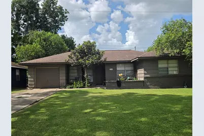 10319 Lafferty Oaks Street, Houston, TX 77013 - Photo 1