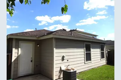 9510 Narnia Springs Court, Houston, TX 77075 - Photo 14