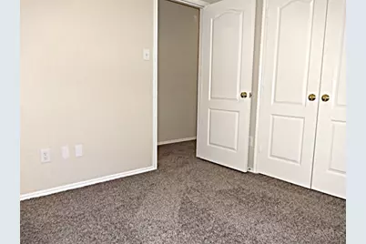 9510 Narnia Springs Court, Houston, TX 77075 - Photo 10