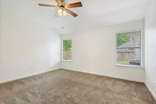 604 Spring Breeze St, League City, TX 77573 - Photo 10